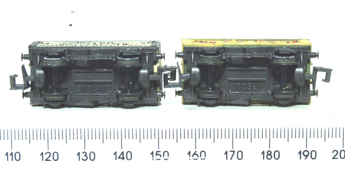 PECO N:  Vintage English Freight Cars in Good Un-Boxed condition (Brittan)