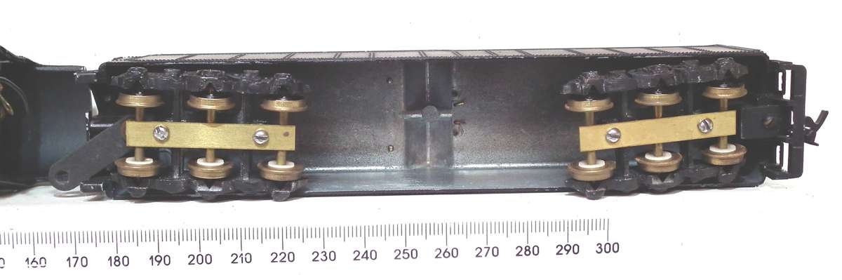 BOWSER HO: PRR K-4 Pacific  4-6-2 Steam Loco with Tender in Good Running, Boxed Condition.(USA)