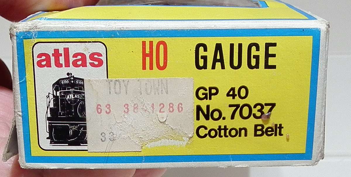 ATLAS HO:  Detailed CB 4 Axial GP 40 Diesel Loco in Like New Boxed Operational condition.(Austria)