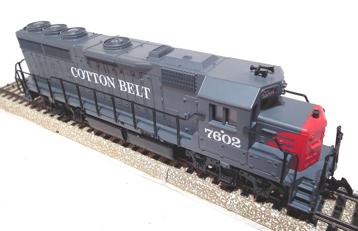 ATLAS HO:  Detailed CB 4 Axial GP 40 Diesel Loco in Like New Boxed Operational condition.(Austria)