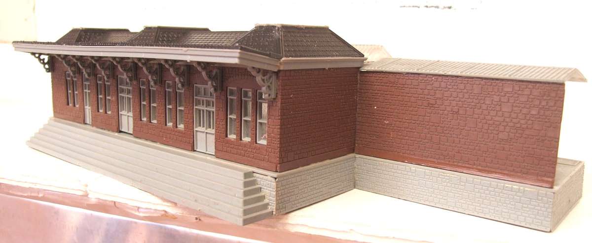 SCENERY N: This Very Nice Station Building is Available for Purchase in Fair Condition.