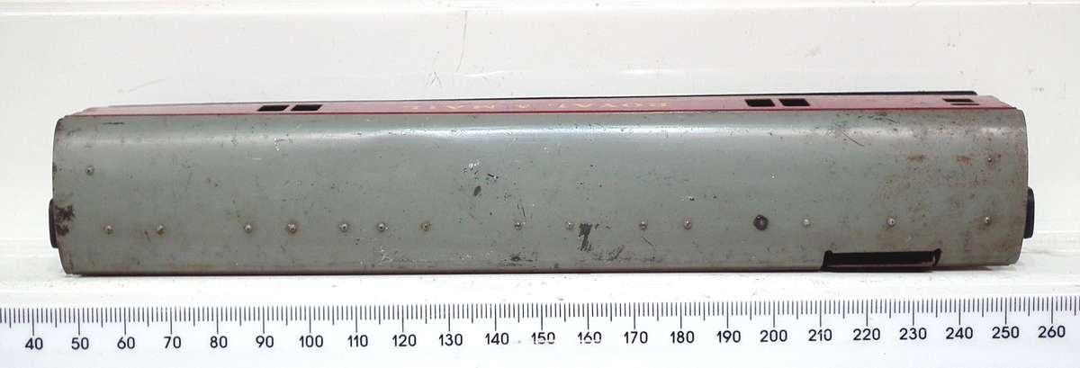 HORNBY DUBLO OO: Vintage English All Metal Royal Mail Coach in Fair Un-Boxed condition(England)