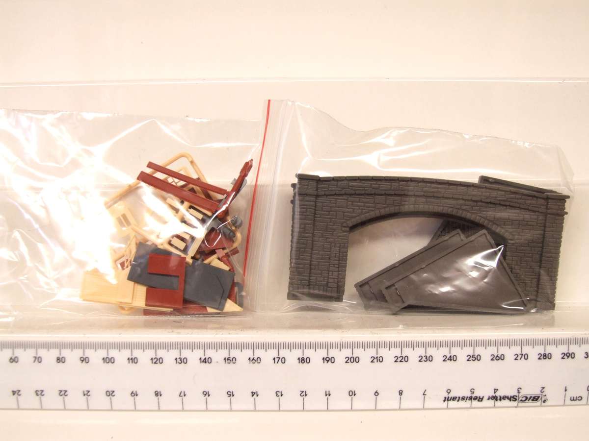 SCENERY N:  In Excellent Condition are These Stone Tunnel Entrances + Signal Shed(England)