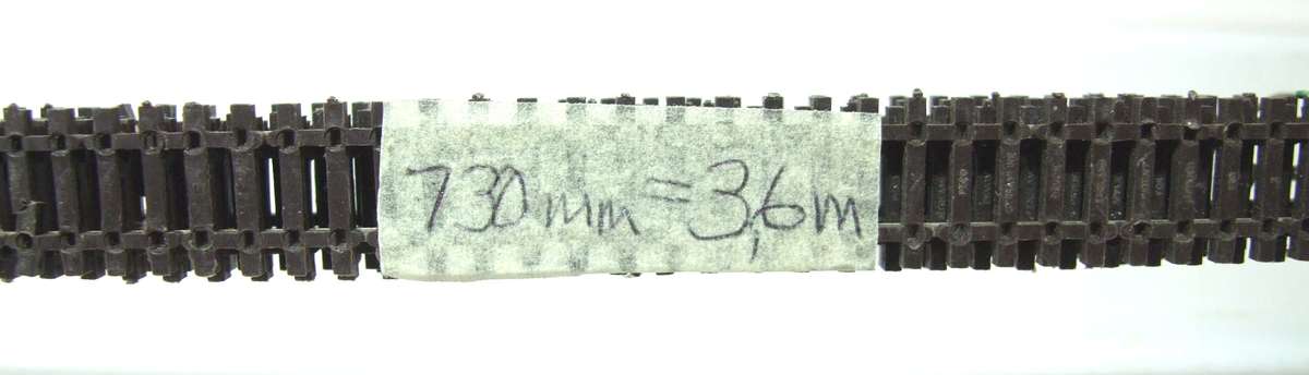 PECO N: This 5pc 730mm Long Nickel Silver Flex Track is in Fair Used Condition.(England)