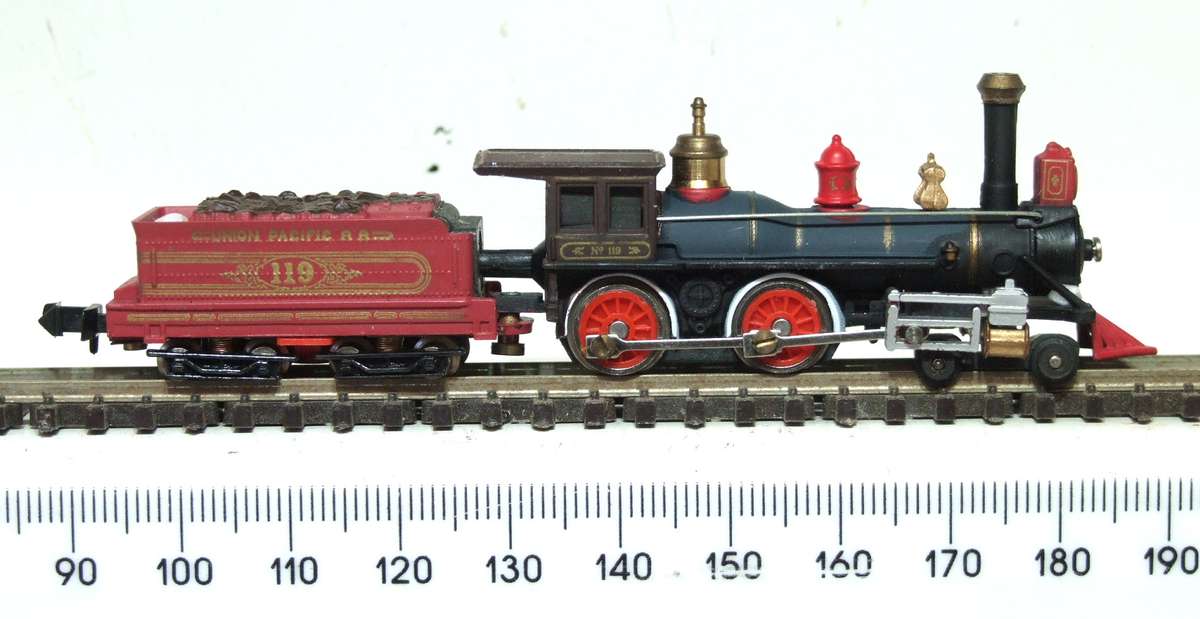 BACHMANN N:  Vintage "UNION PACIFIC RD" 4-4-0 Steam Locomotive in Good Boxed condition (USA)