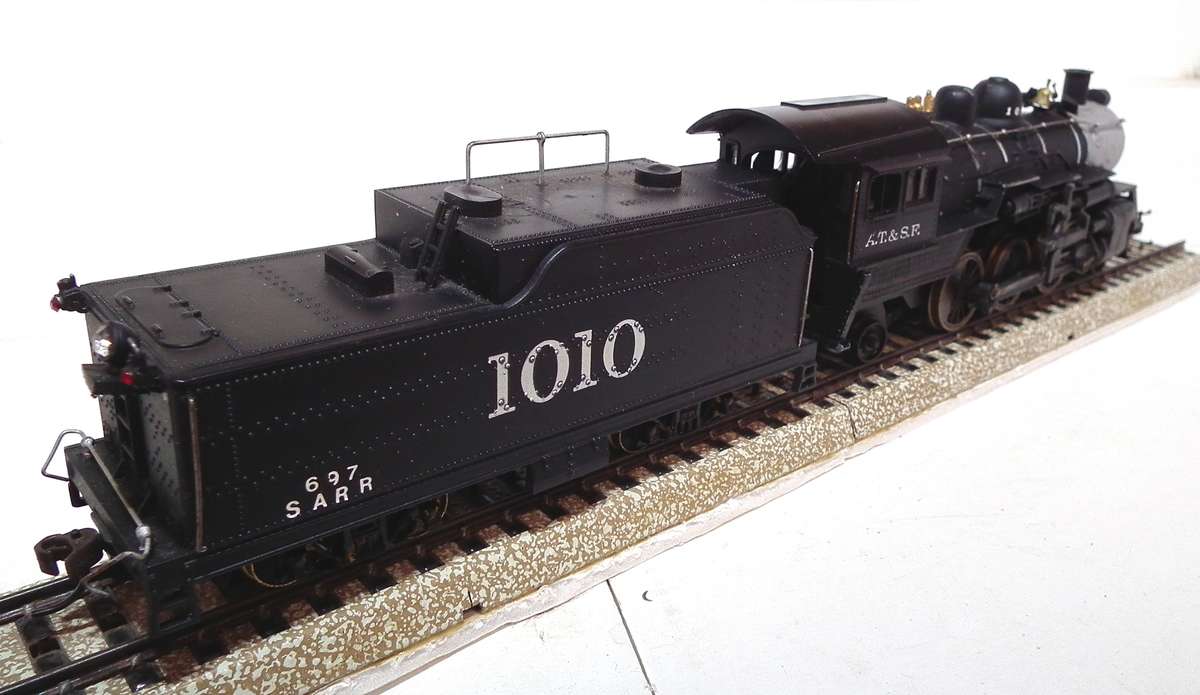 ROUNDHOUSE HO: Detailed Metal 2-6-2 AT&FS Steam Loco with Tender in Good Running Condition.(USA)