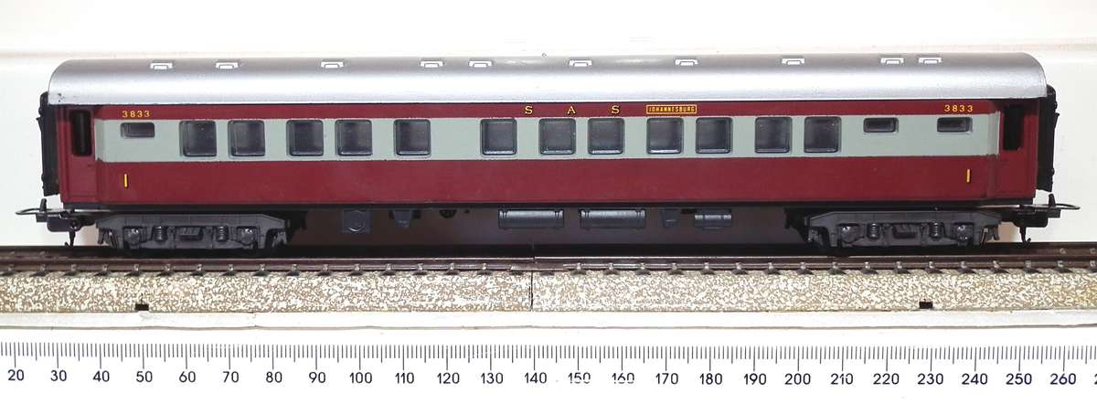 LIMA HO: SAR `Trans Karoo JOHANNESBURG` 1st Class Coach in Good, Used and Un-boxed condition(Italy)