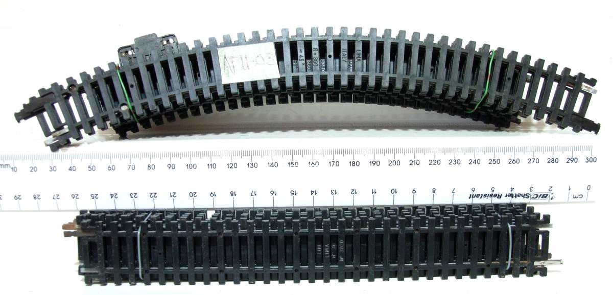 LIMA HO: 15pc Mixed Steel Track in Fair Used un-boxed condition.(Italy))