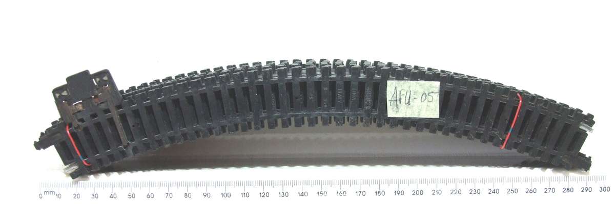 LIMA HO: 13pc 333mm Curved Steel Track in Fair Used un-boxed condition.(Italy))