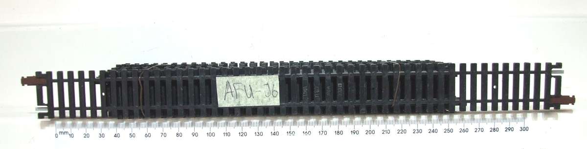 LIMA HO: 13pc Standard Strait Steel Track in Fair Used un-boxed condition.(Italy))