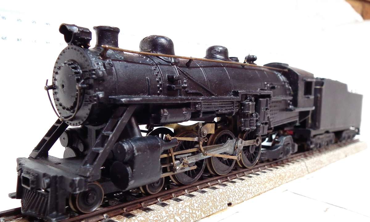 VARNEY OO: Detailed All Metal 4-6-2 Steam Loco with Tender in Fair Running Condition.(USA)