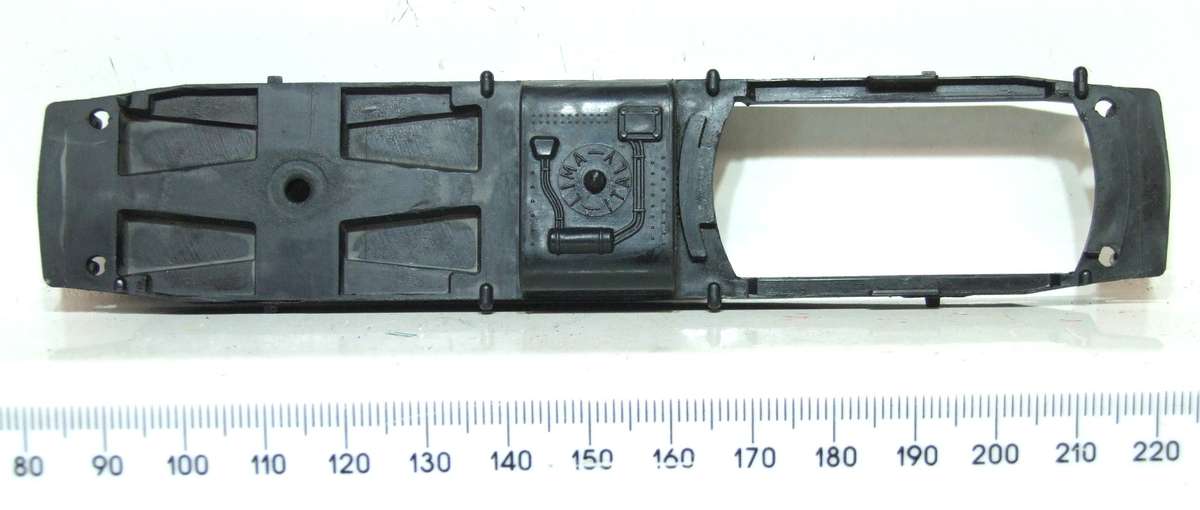 LIMA HO: SAR Power E5 Locomotive Chassis in Good condition for Parts.(Italy)