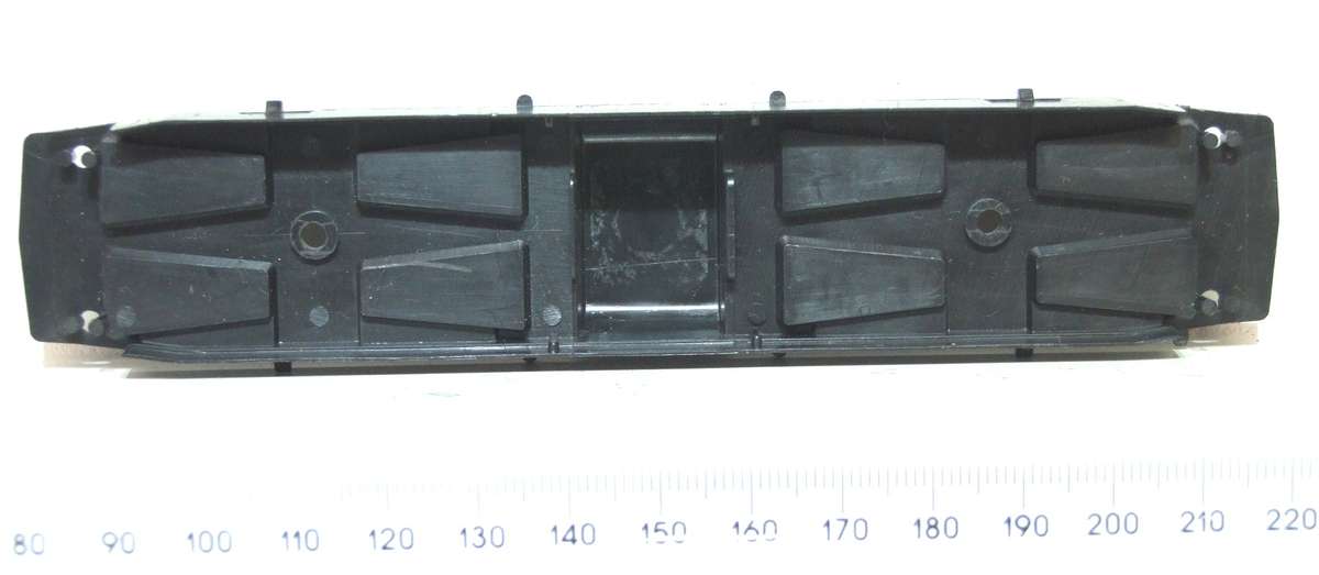 LIMA HO: SAR Dummy E5 Locomotive Chassis in Good condition for Parts.(Italy)