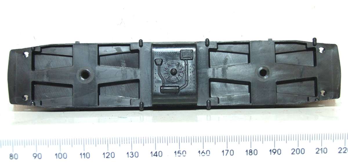 LIMA HO: SAR Dummy E5 Locomotive Chassis in Good condition for Parts.(Italy)