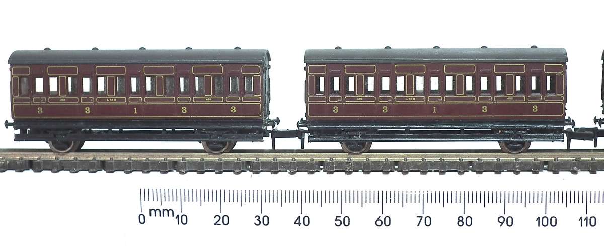 GRAFAR N:  Vintage "LMS" Steam Train Set in Good Un-Boxed condition (Brittan)