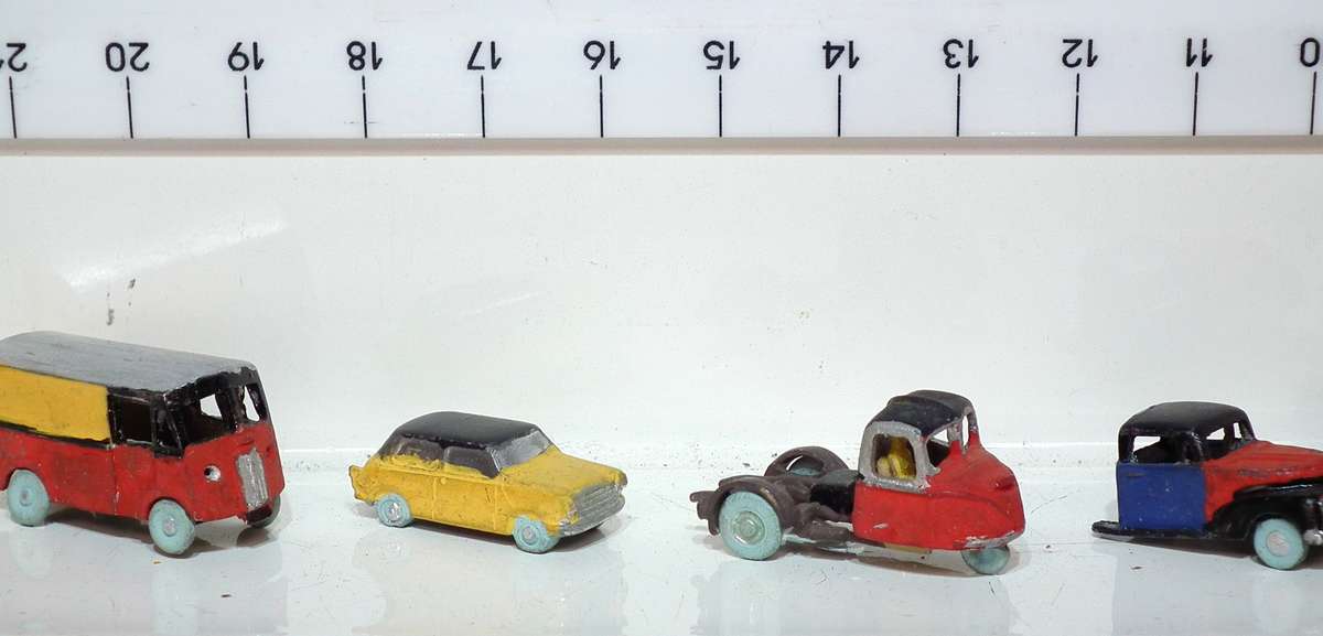 SCENERY N:  11pc All Metal Vintage Models in Fair Used Packaged Condition.(?)