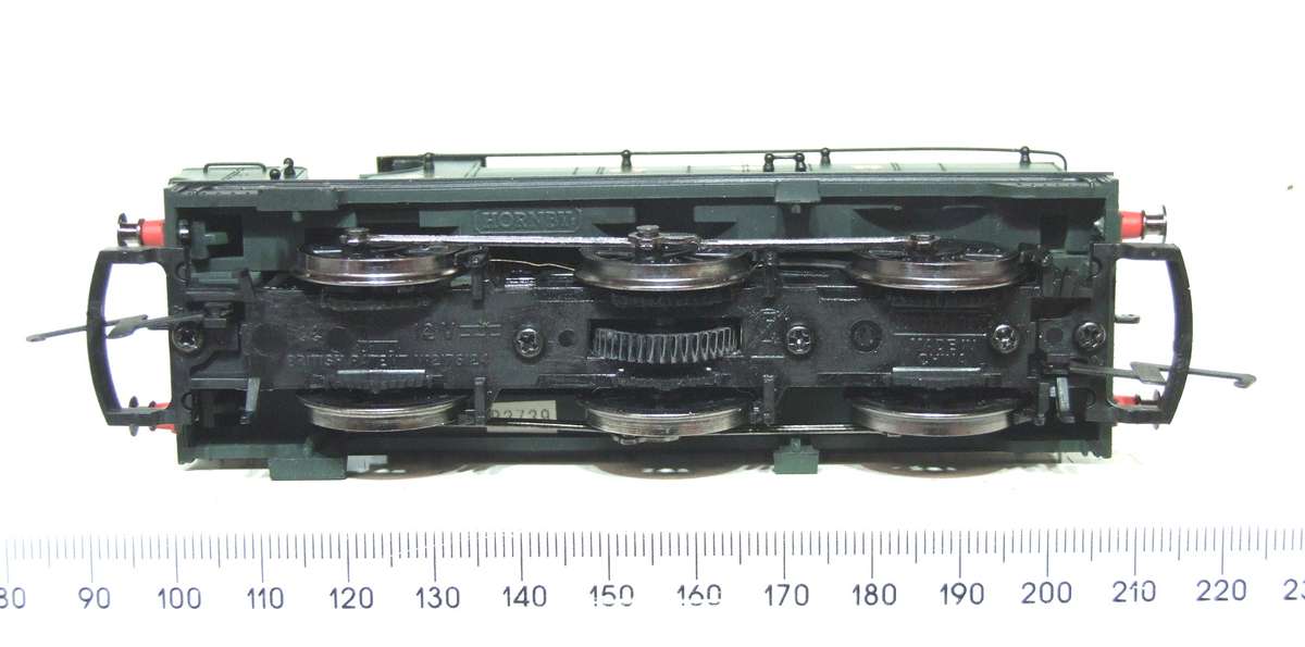HORNBY OO: Vintage 0-6-0 "GWR" Tank Steam Locomotive(2764) in Very Good Running, Unboxed Condition.