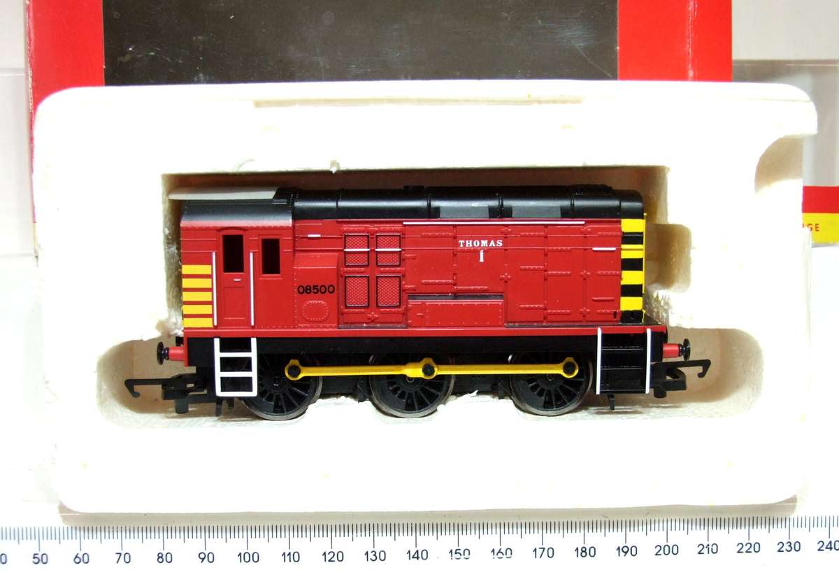 HORNBY OO: Vintage "THOMAS "  Diesel Locomotive(08500) in Like New Running, boxed Condition.