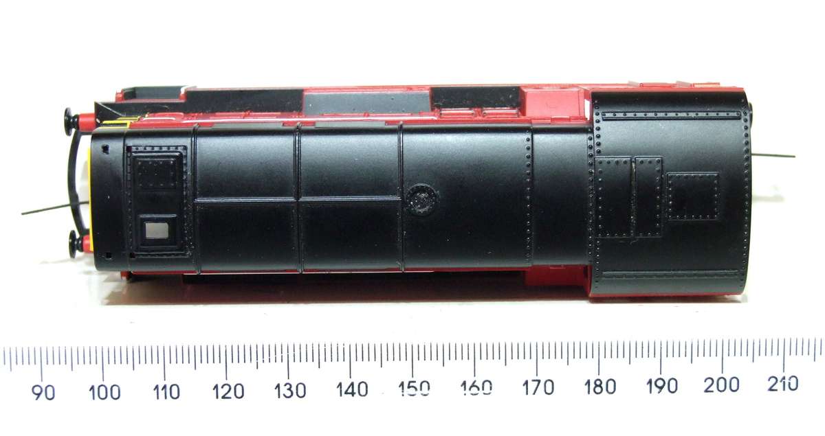 HORNBY OO: Vintage "THOMAS "  Diesel Locomotive(08500) in Like New Running, boxed Condition.