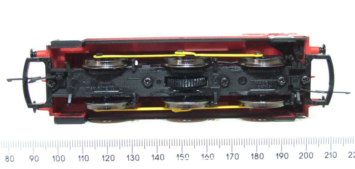 HORNBY OO: Vintage "THOMAS "  Diesel Locomotive(08500) in Like New Running, boxed Condition.