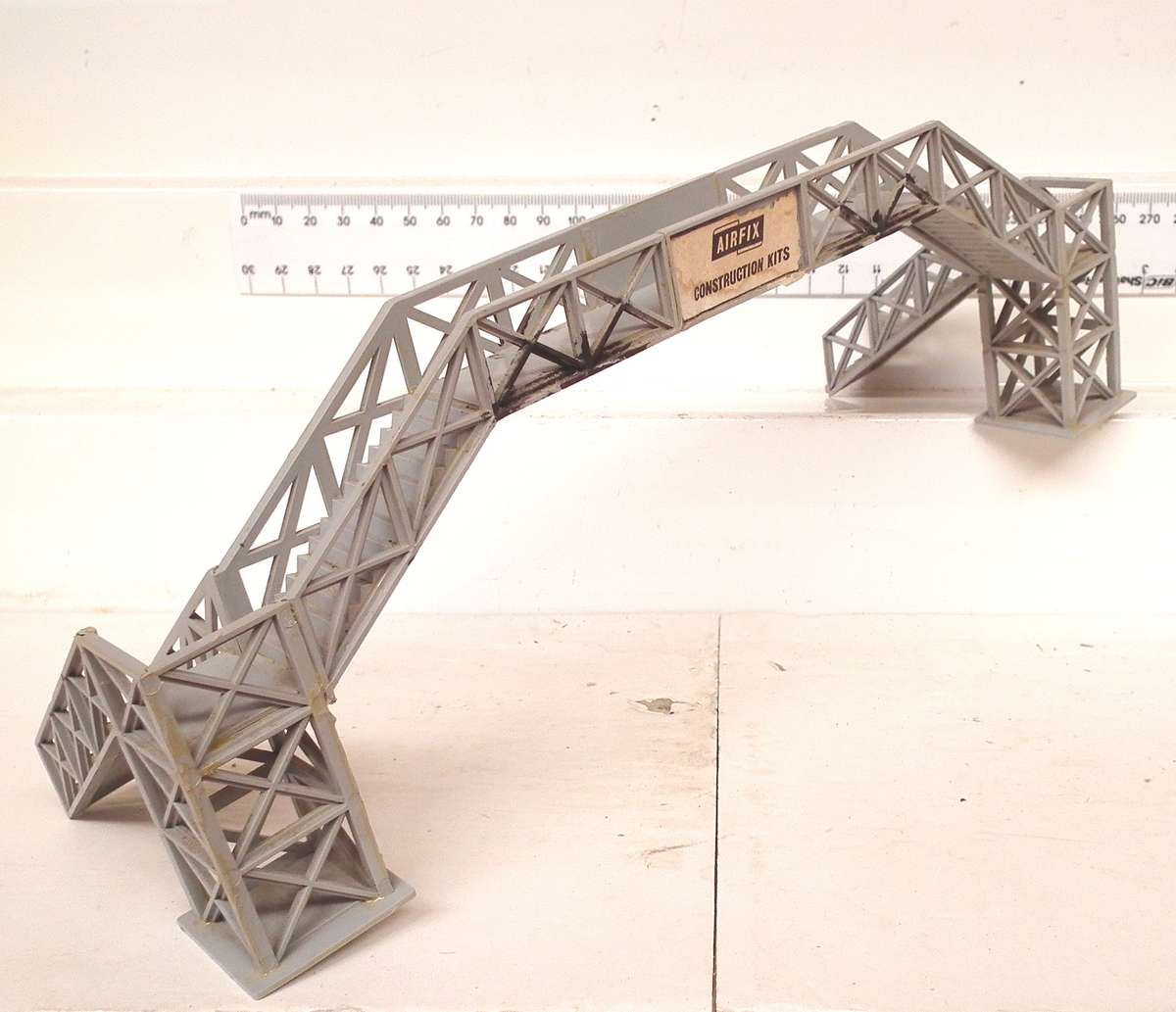 AIRFIX HO:  Plastic Double Track Foot Bridge in Fair Used, Un-boxed Condition.