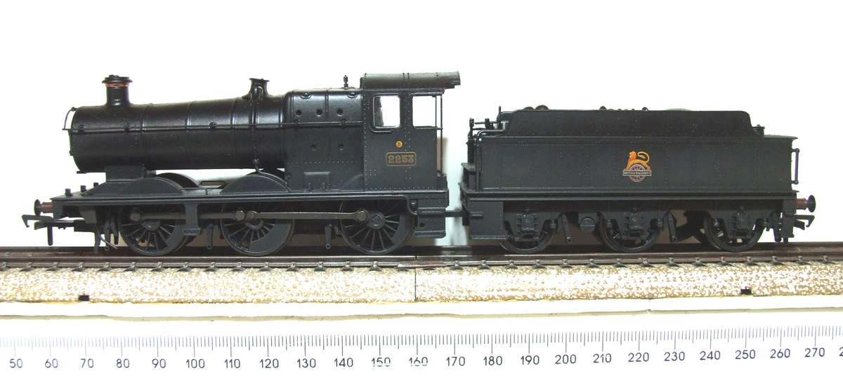 BACHMANN OO: Vintage Class 2253 Collet Steam Locomotive in Like New Running, boxed Condition.