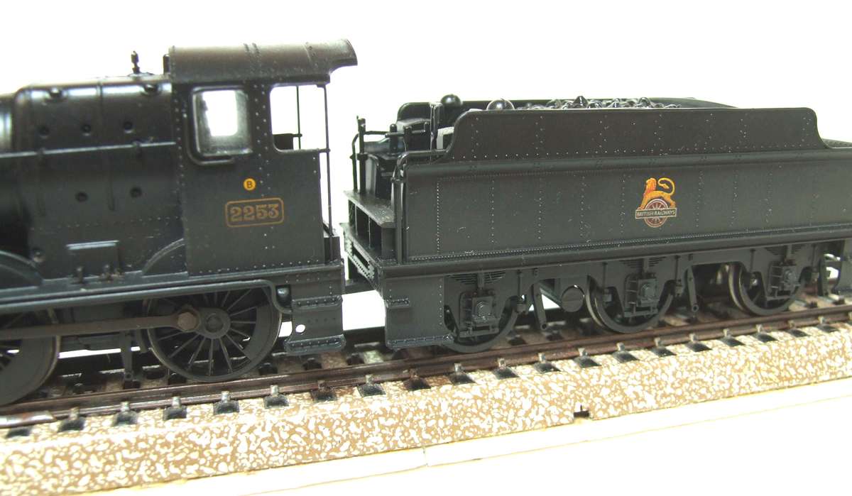 BACHMANN OO: Vintage Class 2253 Collet Steam Locomotive in Like New Running, boxed Condition.
