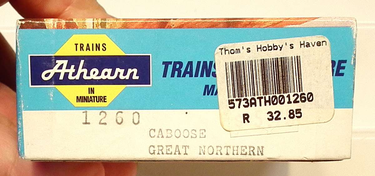 ATHEARN HO: Great Northern Caboose(1260) in New Old Stock in Boxed condition.(USA)
