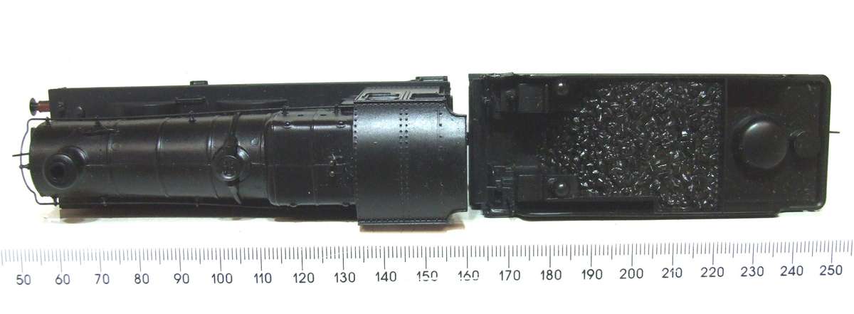 BACHMANN OO: Vintage Class 2253 Collet Steam Locomotive in Like New Running, boxed Condition.