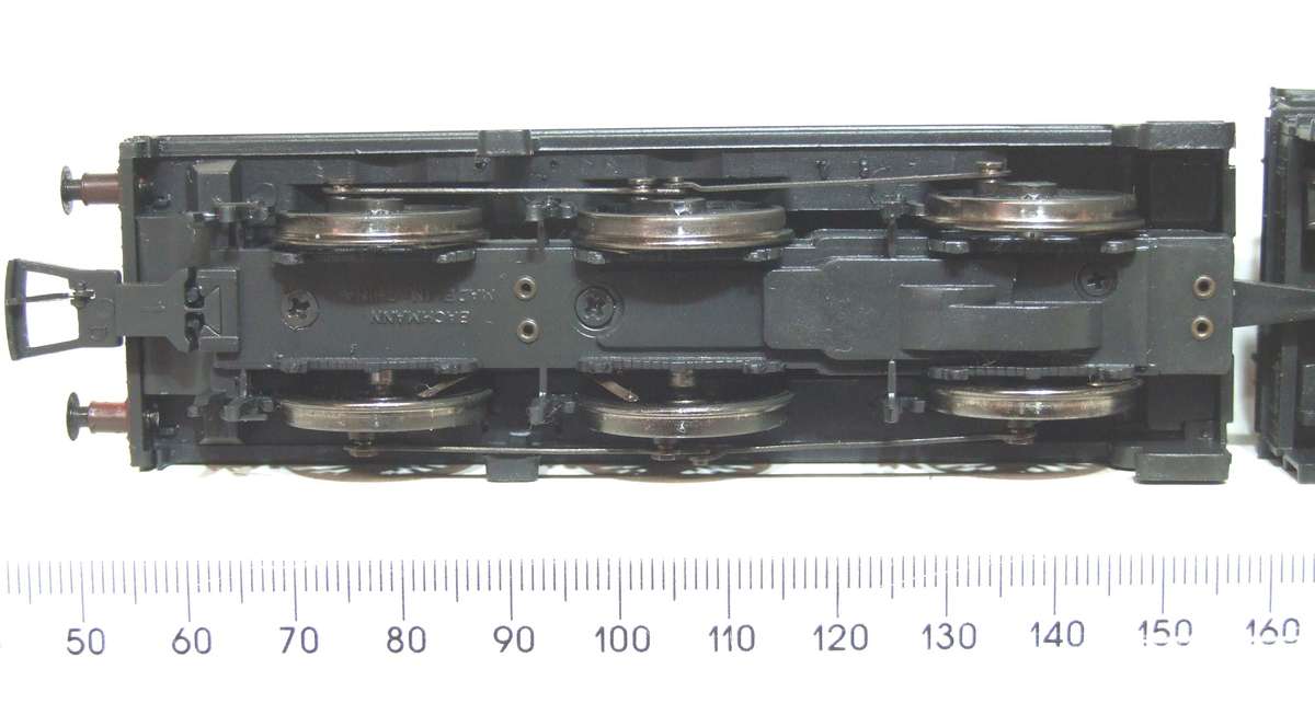 BACHMANN OO: Vintage Class 2253 Collet Steam Locomotive in Like New Running, boxed Condition.