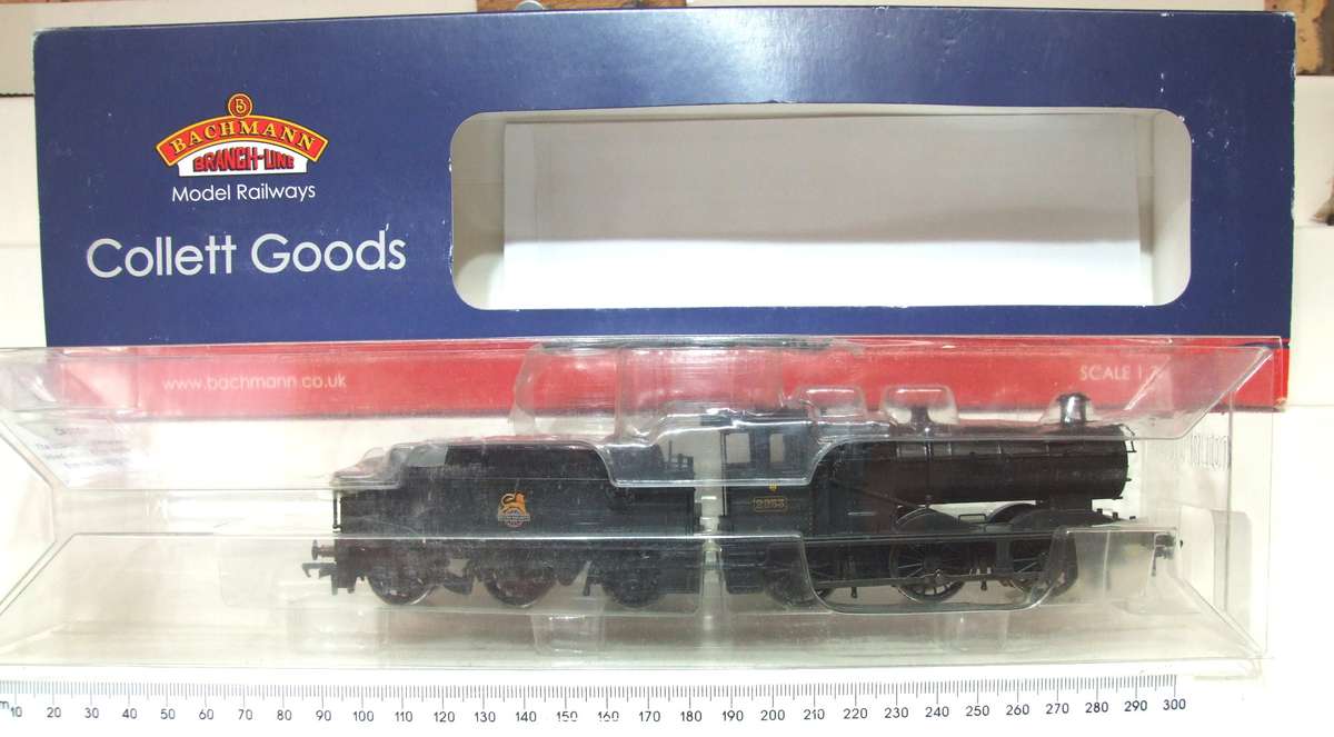 BACHMANN OO: Vintage Class 2253 Collet Steam Locomotive in Like New Running, boxed Condition.