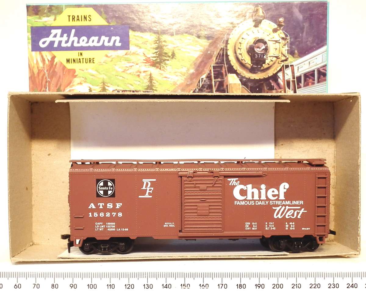 ATHEARN HO: ATFS CHIEF 40' Box Car(5016) in New Old Stock Boxed condition.(USA)