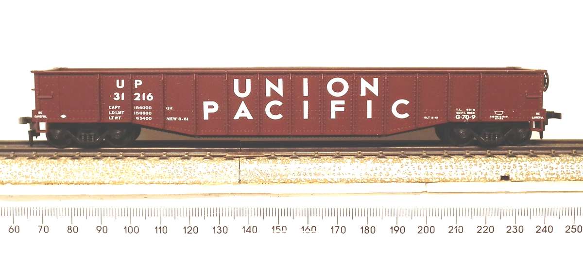 ATHEARN HO: UP 40' Gondola in New Old Stock Boxed condition.(USA)