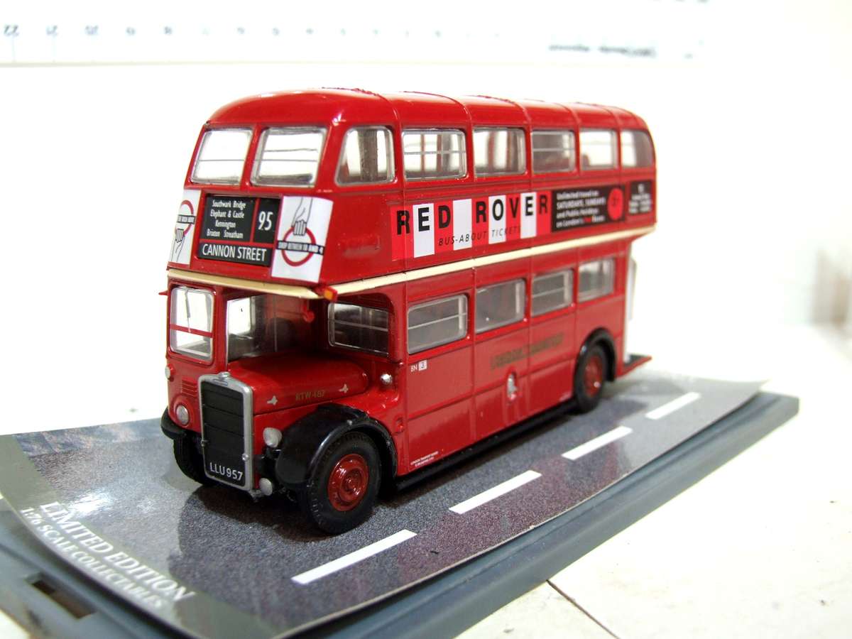 CORGI OO: All Metal OM41701 RTW Bus in Good Boxed Condition.