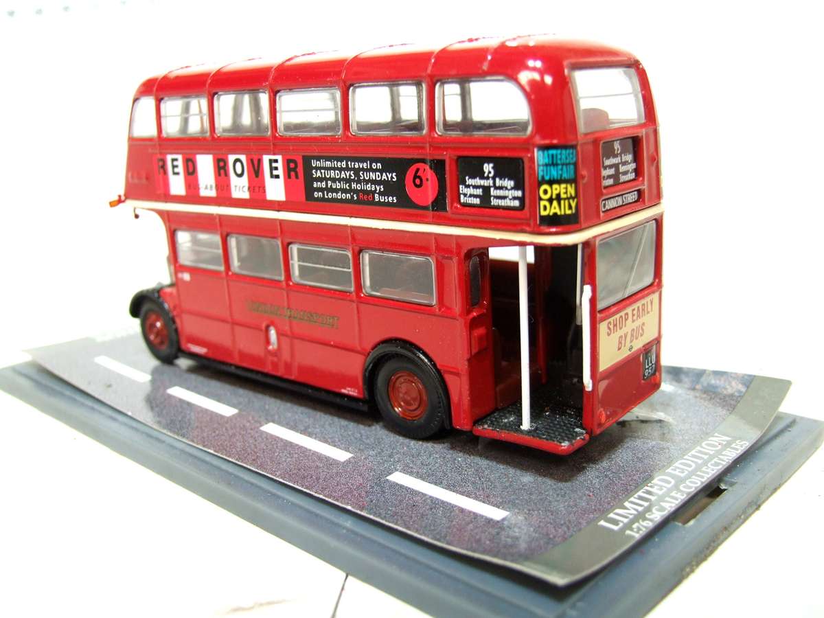 CORGI OO: All Metal OM41701 RTW Bus in Good Boxed Condition.