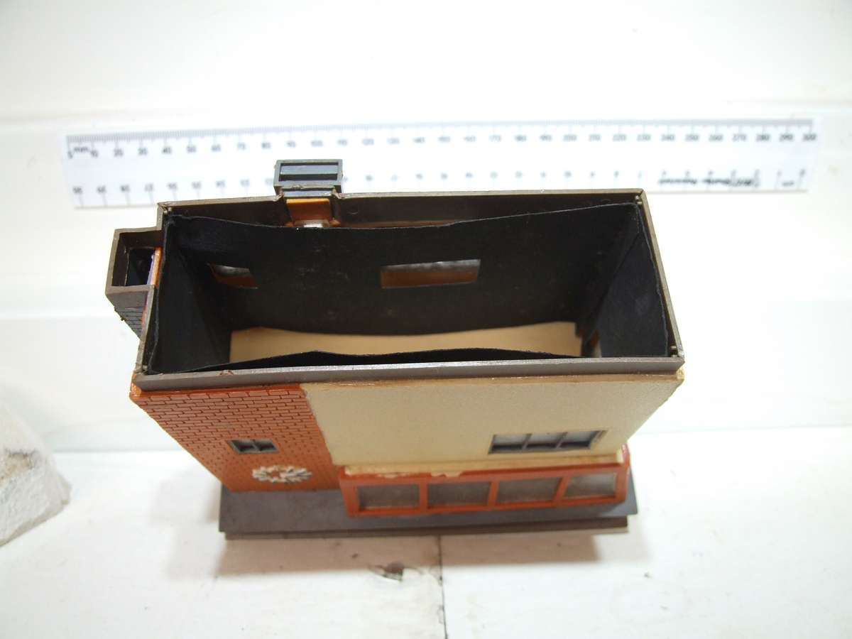 SCENERY HO:  On Auction is this European Style Plastic Signal Tower in Good Used Condition.