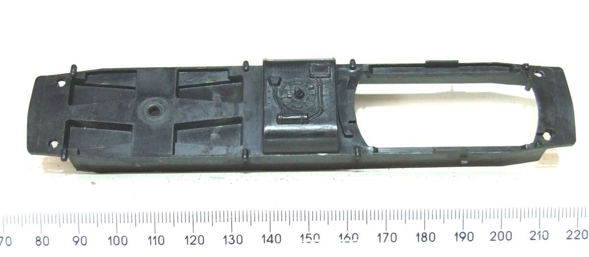 LIMA HO: SAR Power E5 Locomotive Chassis in Good condition for Parts.(Italy)