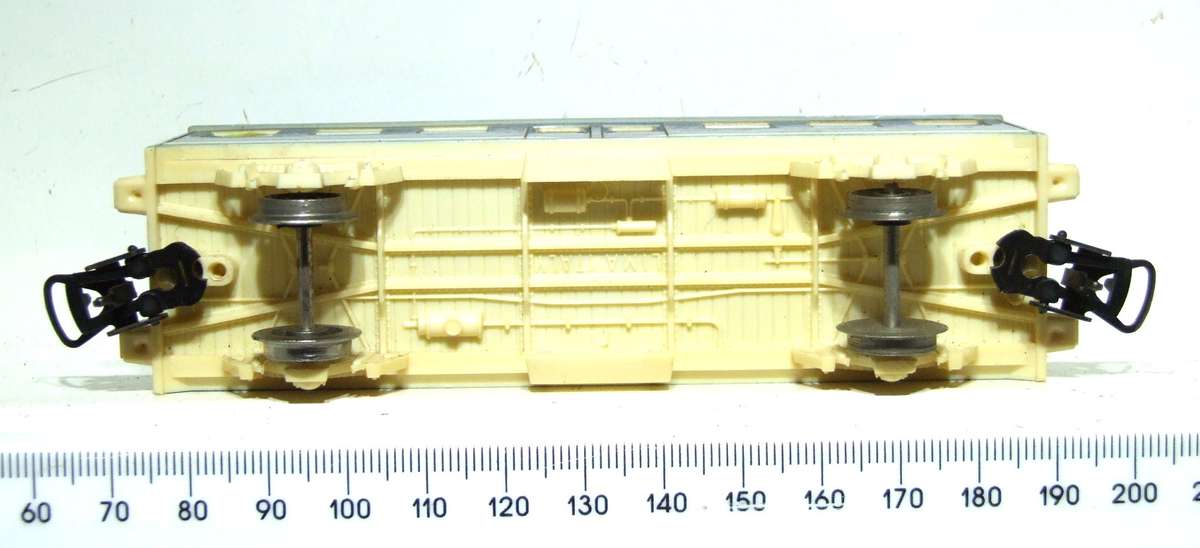 LIMA HO: RARE Vintage Junior Blue Train Coach in Good Un-Boxed, Used Condition (Italy)