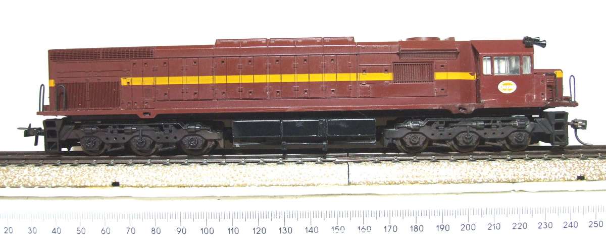 LIMA HO:  SAR "Trans Karoo" Class 34 Diesel Loco in Fair Un-Boxed Operational condition.(Italy)