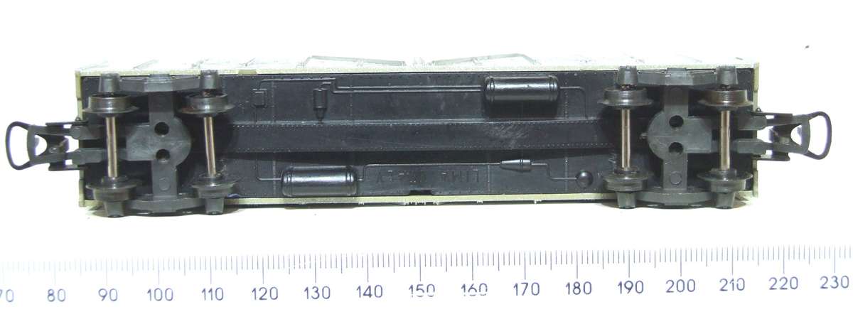 LIMA HO: SAR Silver OZ Wagon in Very Good Un-Boxed, Used Condition (Italy)