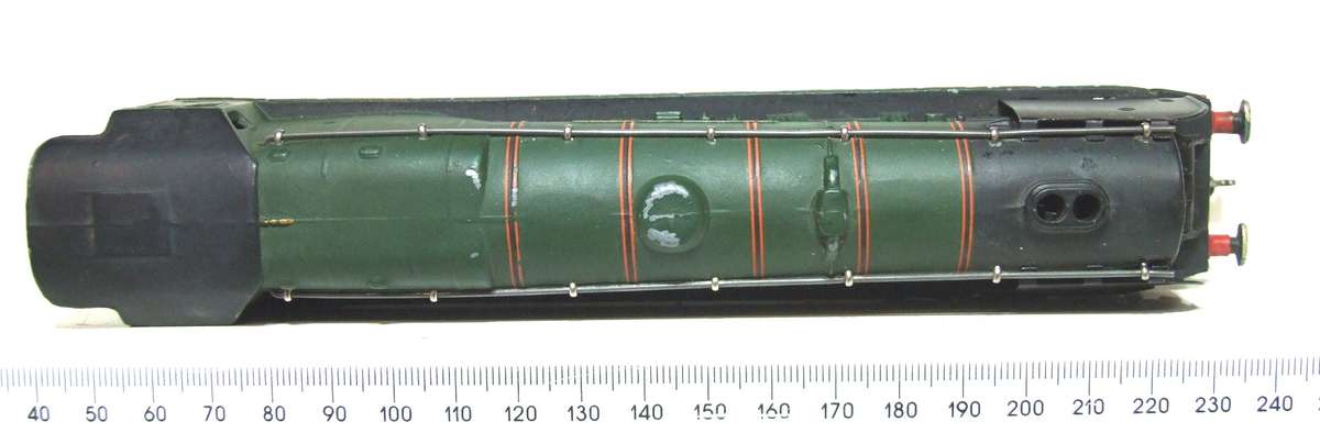 HORNBY DUBLO OO: Heavy Vintage 4-6-2 Steam Locomotive in Fair Running Condition.(England)