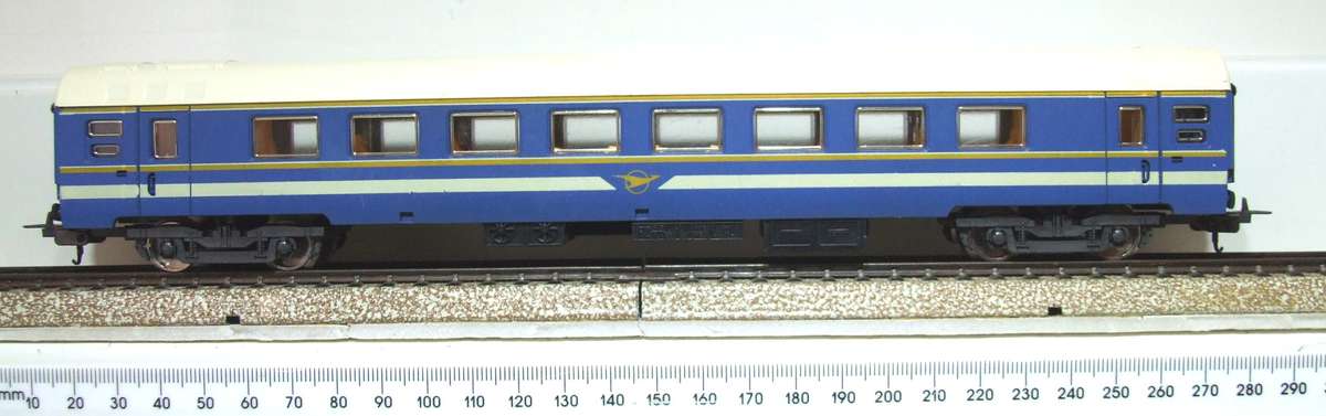 LIMA HO: SAR "Blue Train 1st Class Passenger Coach" in LIKE NEW Condition in the Box (Italy)