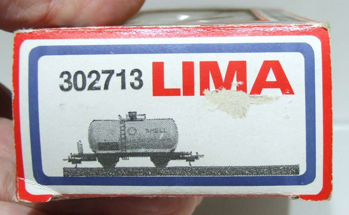 LIMA HO: Vintage SHELL Tanker Wagon in Like New Boxed Condition (Italy)