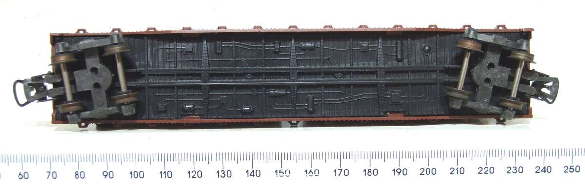 LIMA HO: SAR Container Carrier with Load in Good Boxed Used Condition (Italy)