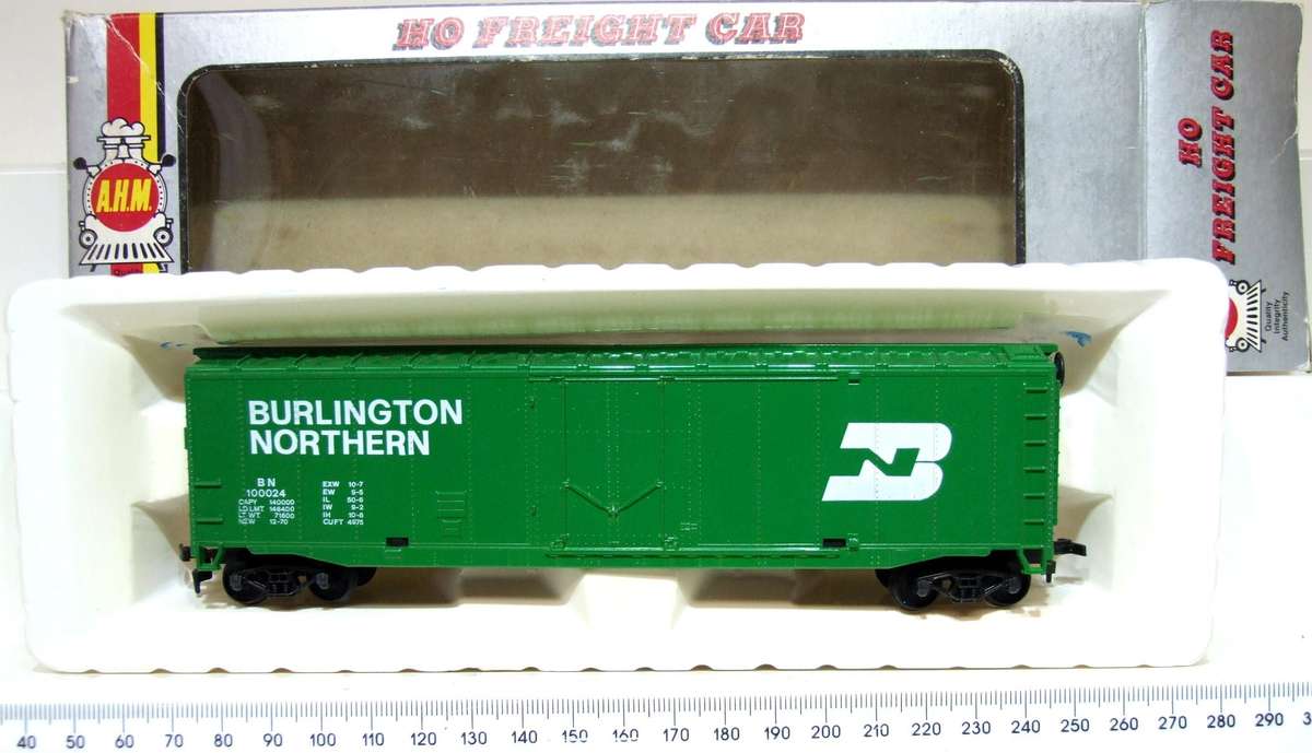 AHM HO: BURLINGTON 50' Box Car in New Old Stock Boxed condition.(USA)