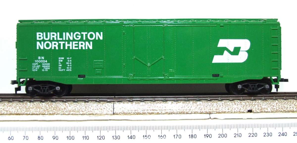 AHM HO: BURLINGTON 50' Box Car in New Old Stock Boxed condition.(USA)