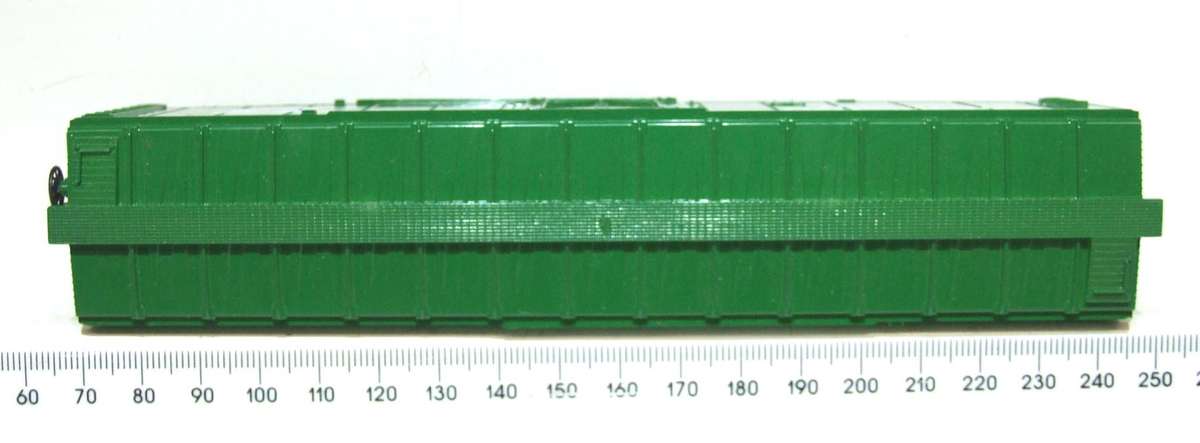 AHM HO: BURLINGTON 50' Box Car in New Old Stock Boxed condition.(USA)