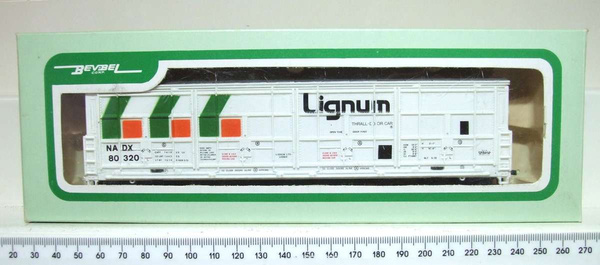 BEV-BEL CORP HO: Detailed LIGNUN 50' Box Car(19002) in New Old Stock Boxed condition.(USA)