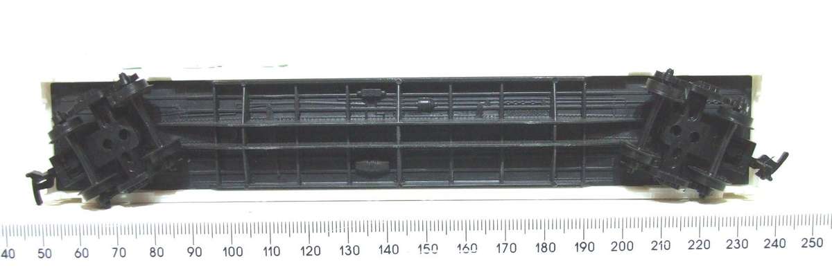 BEV-BEL CORP HO: Detailed LIGNUN 50' Box Car(19002) in New Old Stock Boxed condition.(USA)