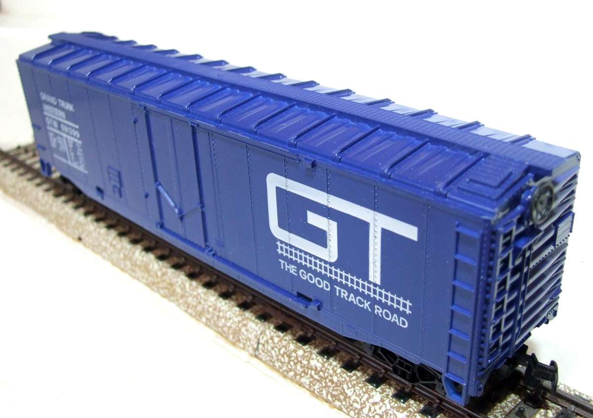AHM HO: GT 50' Reefer in New Old Stock Boxed condition.(USA)